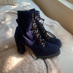 Stuart Weitzman lace up bootie